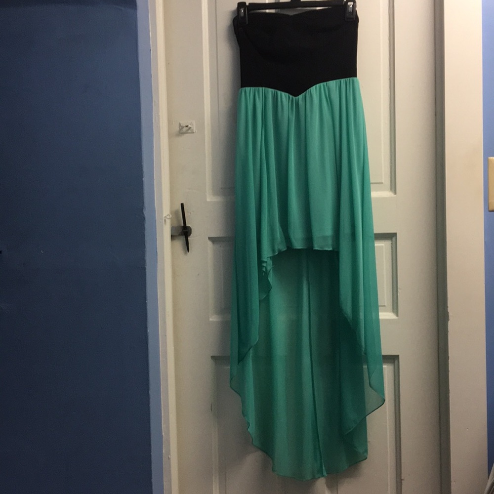 strapless formal dress